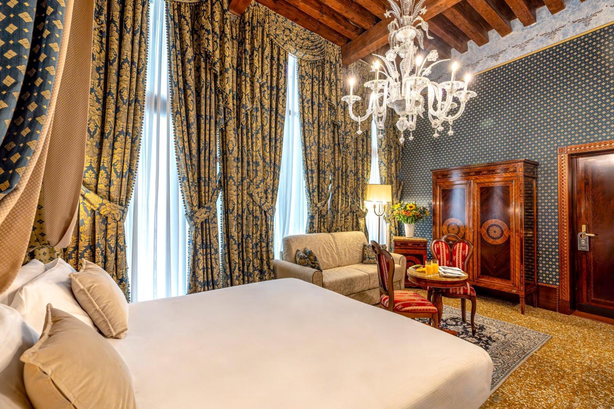 Hotel Al Ponte Dei Sospiri Venice Exterior photo