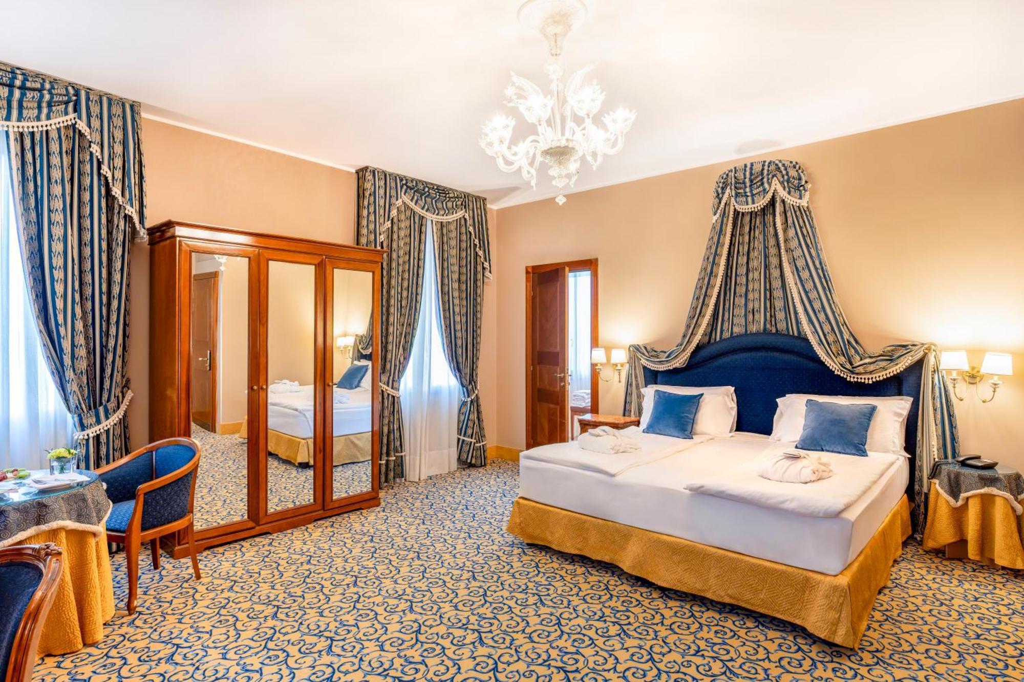 Hotel Al Ponte Dei Sospiri Venice Exterior photo